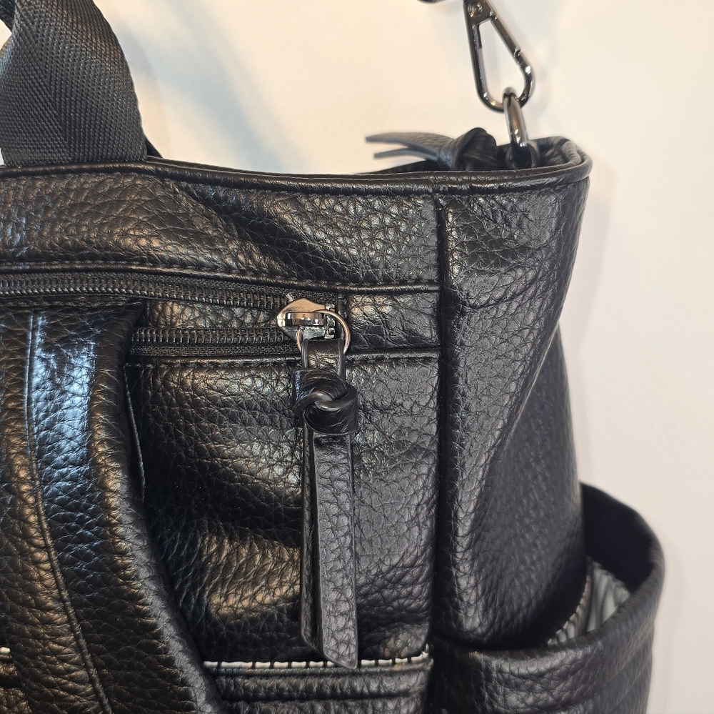 Louenhide NWOT Bronx Vegan Leather Black Backpack - Picture 5 of 16